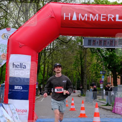 19.04.2026 - Hammer Lauf Tim E. http://msf.ph/oto/9549529 19.04.2026 13:03:57 Ziel 928 meine-sportfotos.de