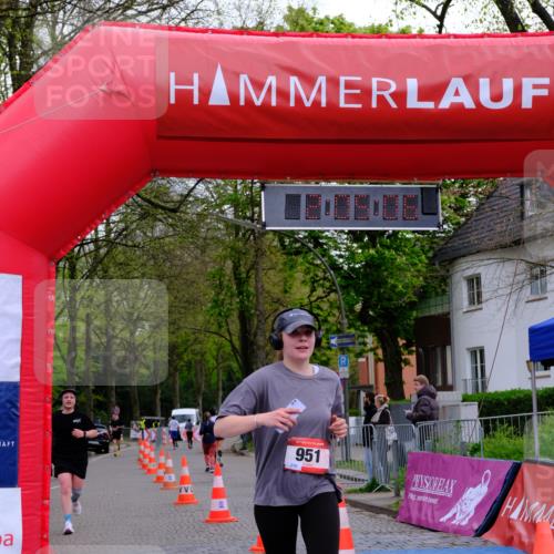 19.04.2026 - Hammer Lauf Tim E. http://msf.ph/oto/9549656 19.04.2026 13:05:13 Ziel 929, 951 meine-sportfotos.de
