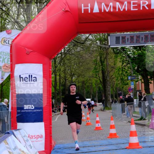 19.04.2026 - Hammer Lauf Tim E. http://msf.ph/oto/9549664 19.04.2026 13:05:15 Ziel 929, 951 meine-sportfotos.de