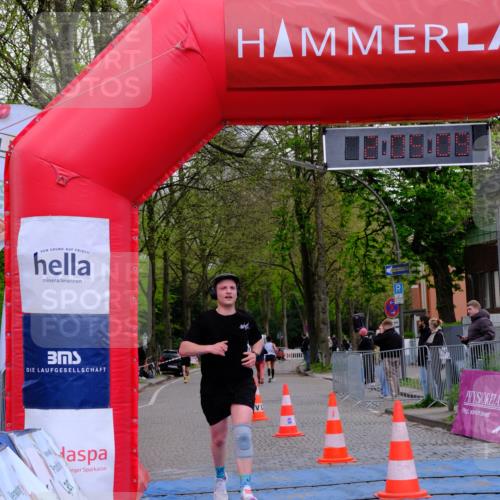 19.04.2026 - Hammer Lauf Tim E. http://msf.ph/oto/9549667 19.04.2026 13:05:16 Ziel 929, 951 meine-sportfotos.de