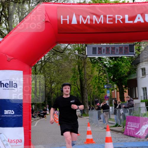 19.04.2026 - Hammer Lauf Tim E. http://msf.ph/oto/9549674 19.04.2026 13:05:16 Ziel 929, 951 meine-sportfotos.de