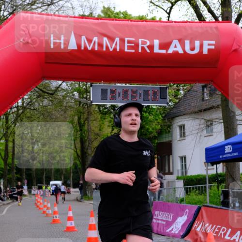 19.04.2026 - Hammer Lauf Tim E. http://msf.ph/oto/9549683 19.04.2026 13:05:17 Ziel 929, 951 meine-sportfotos.de