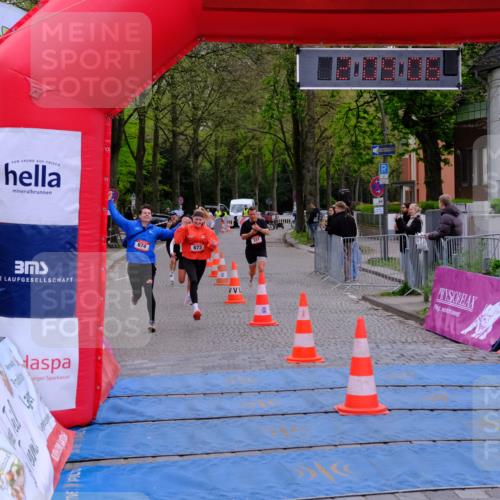 19.04.2026 - Hammer Lauf Tim E. http://msf.ph/oto/9550037 19.04.2026 13:09:13 Ziel 331, 673, 674, 1269 meine-sportfotos.de