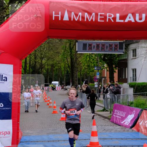 19.04.2026 - Hammer Lauf Tim E. http://msf.ph/oto/9550089 19.04.2026 13:09:36 Ziel 353, 467, 825 meine-sportfotos.de
