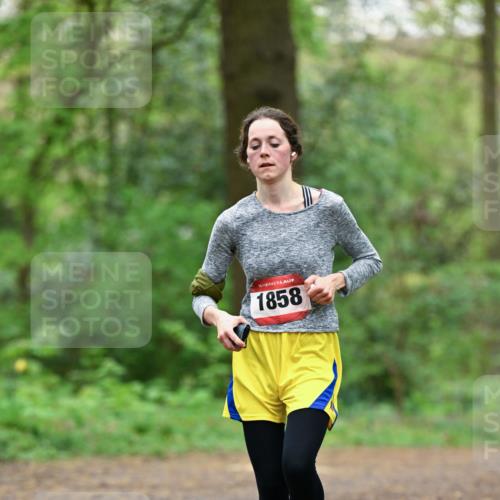 19.04.2026 - Hammer Lauf Dr. Thomas Lammeyer http://msf.ph/oto/9550455 19.04.2026 11:50:36 Laufen 1858 meine-sportfotos.de