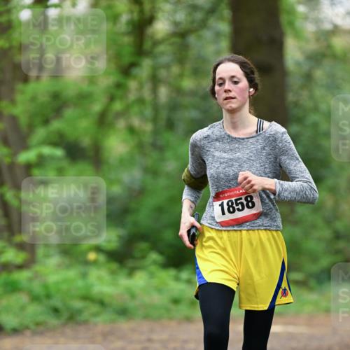 19.04.2026 - Hammer Lauf Dr. Thomas Lammeyer http://msf.ph/oto/9550458 19.04.2026 11:50:36 Laufen 1858 meine-sportfotos.de