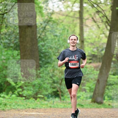 19.04.2026 - Hammer Lauf Dr. Thomas Lammeyer http://msf.ph/oto/9550771 19.04.2026 11:52:35 Laufen 2015, 1681 meine-sportfotos.de