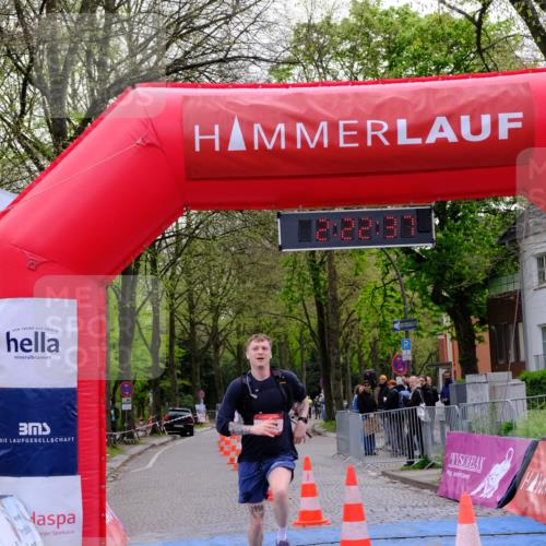 19.04.2026 - Hammer Lauf Tim E. http://msf.ph/oto/9550779 19.04.2026 13:22:45 Ziel 409 meine-sportfotos.de