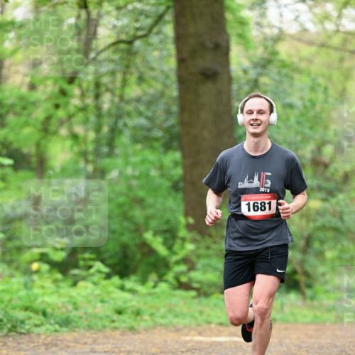 19.04.2026 - Hammer Lauf Dr. Thomas Lammeyer http://msf.ph/oto/9550781 19.04.2026 11:52:36 Laufen 2015, 1681 meine-sportfotos.de
