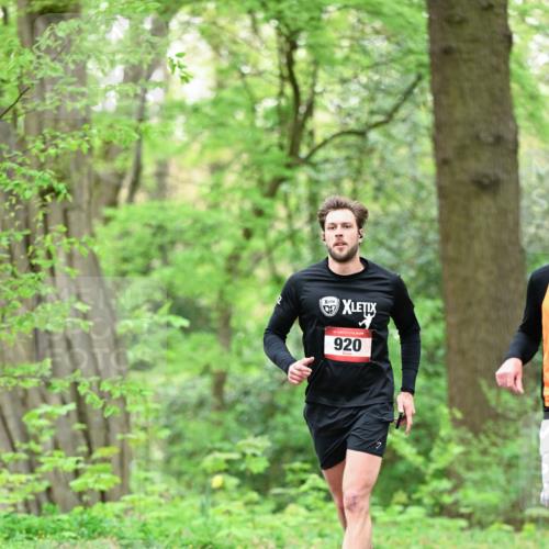 19.04.2026 - Hammer Lauf Dr. Thomas Lammeyer http://msf.ph/oto/9551159 19.04.2026 11:57:33 Laufen 920 meine-sportfotos.de