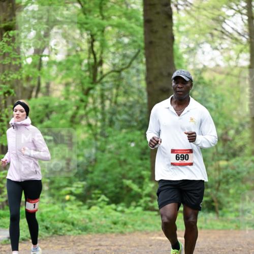 19.04.2026 - Hammer Lauf Dr. Thomas Lammeyer http://msf.ph/oto/9551387 19.04.2026 11:59:16 Laufen 690 meine-sportfotos.de