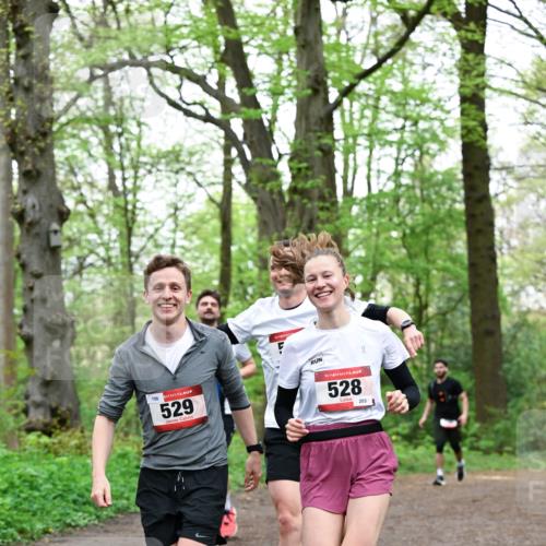 19.04.2026 - Hammer Lauf Dr. Thomas Lammeyer http://msf.ph/oto/9551431 19.04.2026 11:59:29 Laufen 198, 529, 528, 203 meine-sportfotos.de