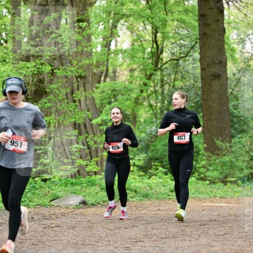 19.04.2026 - Hammer Lauf Dr. Thomas Lammeyer http://msf.ph/oto/9552309 19.04.2026 12:05:37 Laufen 951, 825, 467 meine-sportfotos.de