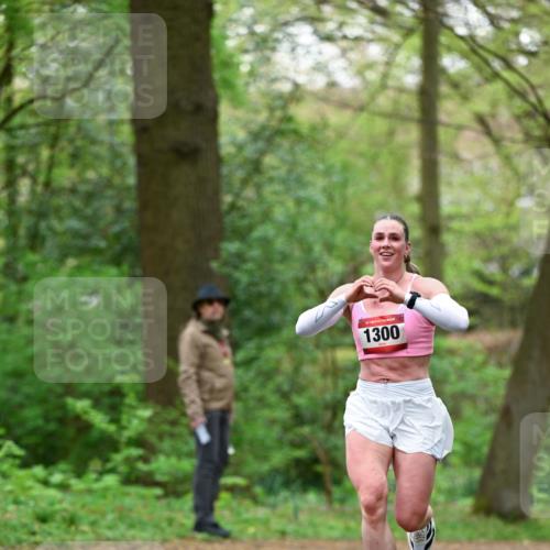 19.04.2026 - Hammer Lauf Dr. Thomas Lammeyer http://msf.ph/oto/9552652 19.04.2026 12:08:03 Laufen 1300 meine-sportfotos.de