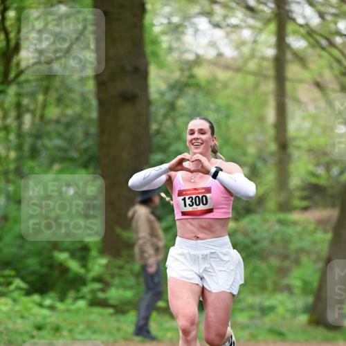19.04.2026 - Hammer Lauf Dr. Thomas Lammeyer http://msf.ph/oto/9552658 19.04.2026 12:08:04 Laufen 1300 meine-sportfotos.de