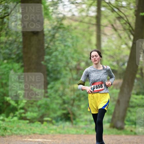 19.04.2026 - Hammer Lauf Dr. Thomas Lammeyer http://msf.ph/oto/9553153 19.04.2026 12:15:45 Laufen 1858 meine-sportfotos.de