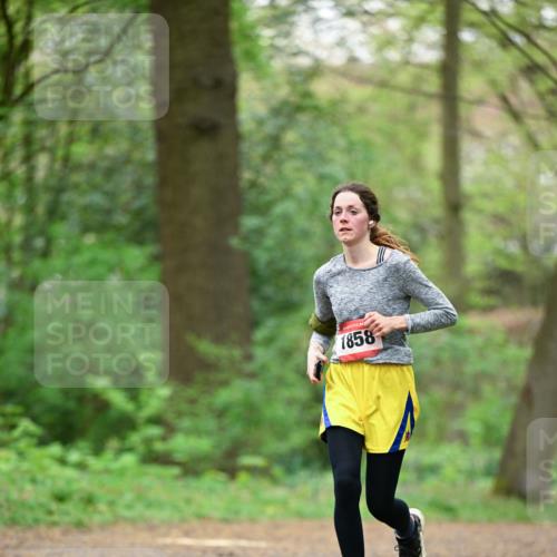 19.04.2026 - Hammer Lauf Dr. Thomas Lammeyer http://msf.ph/oto/9553159 19.04.2026 12:15:45 Laufen 1858 meine-sportfotos.de
