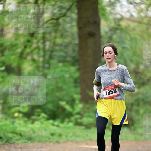19.04.2026 - Hammer Lauf Dr. Thomas Lammeyer http://msf.ph/oto/9553161 19.04.2026 12:15:46 Laufen 1858 meine-sportfotos.de