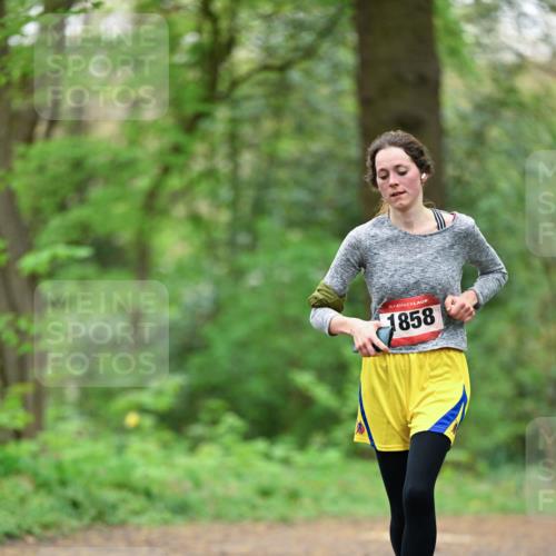 19.04.2026 - Hammer Lauf Dr. Thomas Lammeyer http://msf.ph/oto/9553167 19.04.2026 12:15:46 Laufen 1858 meine-sportfotos.de