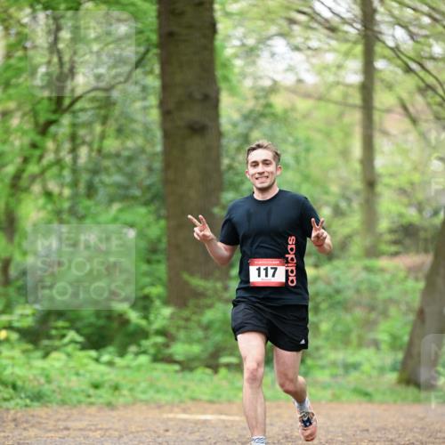 19.04.2026 - Hammer Lauf Dr. Thomas Lammeyer http://msf.ph/oto/9553527 19.04.2026 12:20:51 Laufen 117 meine-sportfotos.de