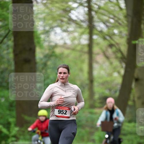 19.04.2026 - Hammer Lauf Dr. Thomas Lammeyer http://msf.ph/oto/9553623 19.04.2026 12:22:27 Laufen 952 meine-sportfotos.de