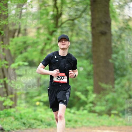 19.04.2026 - Hammer Lauf Dr. Thomas Lammeyer http://msf.ph/oto/9553649 19.04.2026 12:22:54 Laufen 297 meine-sportfotos.de