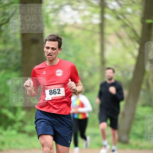 19.04.2026 - Hammer Lauf Dr. Thomas Lammeyer http://msf.ph/oto/9553924 19.04.2026 12:26:35 Laufen 215, 862 meine-sportfotos.de
