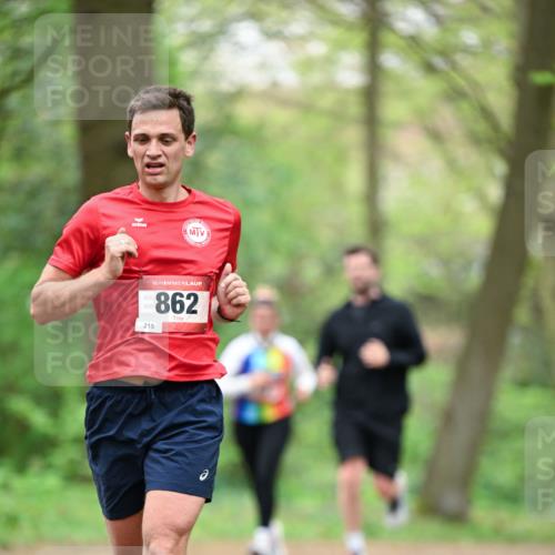19.04.2026 - Hammer Lauf Dr. Thomas Lammeyer http://msf.ph/oto/9553926 19.04.2026 12:26:36 Laufen 215, 862 meine-sportfotos.de