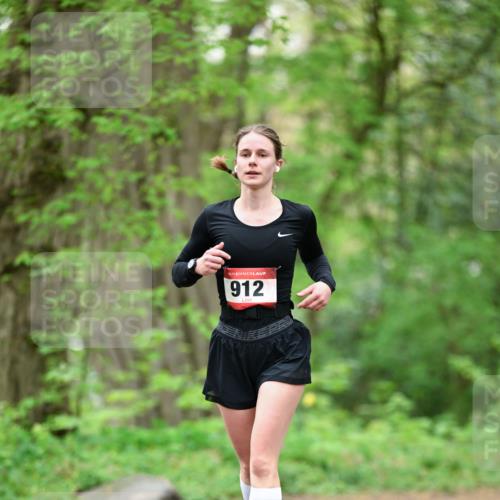 19.04.2026 - Hammer Lauf Dr. Thomas Lammeyer http://msf.ph/oto/9553970 19.04.2026 12:26:50 Laufen 912 meine-sportfotos.de