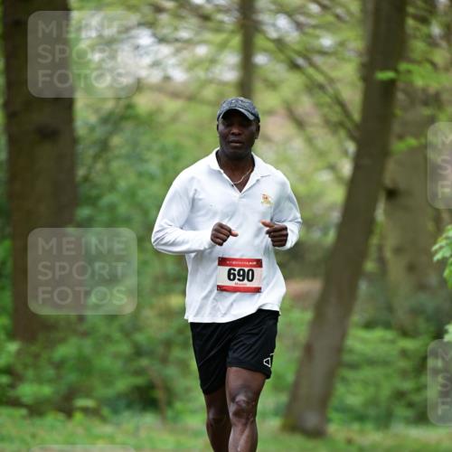 19.04.2026 - Hammer Lauf Dr. Thomas Lammeyer http://msf.ph/oto/9554114 19.04.2026 12:28:39 Laufen 690 meine-sportfotos.de