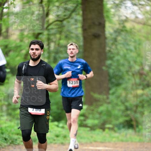 19.04.2026 - Hammer Lauf Dr. Thomas Lammeyer http://msf.ph/oto/9554154 19.04.2026 12:28:50 Laufen 750, 1231 meine-sportfotos.de