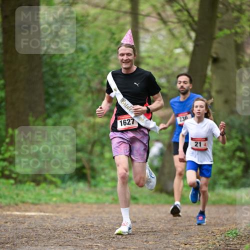 19.04.2026 - Hammer Lauf Dr. Thomas Lammeyer http://msf.ph/oto/9554578 19.04.2026 12:32:02 Laufen 1627, 236, 214 meine-sportfotos.de