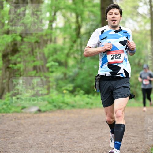 19.04.2026 - Hammer Lauf Dr. Thomas Lammeyer http://msf.ph/oto/9555021 19.04.2026 12:34:12 Laufen 282 meine-sportfotos.de