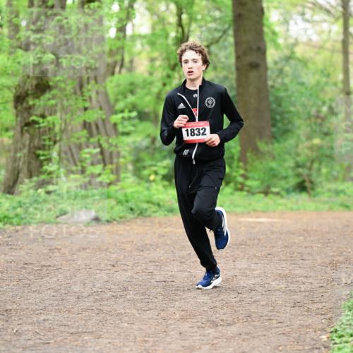 19.04.2026 - Hammer Lauf Dr. Thomas Lammeyer http://msf.ph/oto/9555774 19.04.2026 12:37:10 Laufen 1832 meine-sportfotos.de