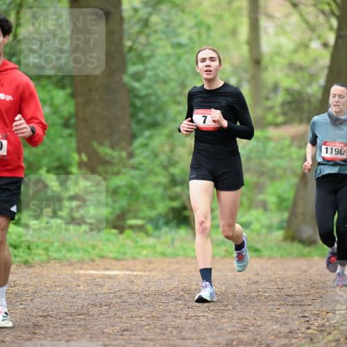 19.04.2026 - Hammer Lauf Dr. Thomas Lammeyer http://msf.ph/oto/9556007 19.04.2026 12:37:48 Laufen 1030, 1196 meine-sportfotos.de