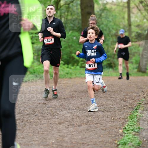 19.04.2026 - Hammer Lauf Dr. Thomas Lammeyer http://msf.ph/oto/9556201 19.04.2026 12:38:20 Laufen 1801, 1617 meine-sportfotos.de