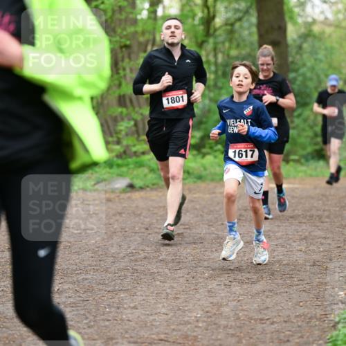 19.04.2026 - Hammer Lauf Dr. Thomas Lammeyer http://msf.ph/oto/9556206 19.04.2026 12:38:21 Laufen 1801, 1617 meine-sportfotos.de