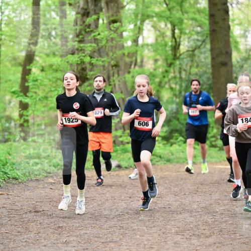 19.04.2026 - Hammer Lauf Dr. Thomas Lammeyer http://msf.ph/oto/9556329 19.04.2026 12:38:35 Laufen 1925, 1029, 606, 1848, 1874 meine-sportfotos.de