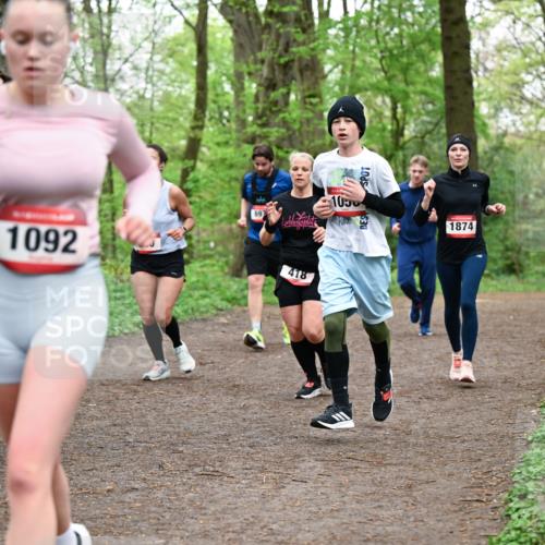 19.04.2026 - Hammer Lauf Dr. Thomas Lammeyer http://msf.ph/oto/9556356 19.04.2026 12:38:38 Laufen 1092, 1050, 418, 1874, 415 meine-sportfotos.de