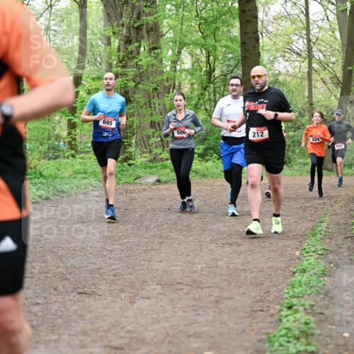 19.04.2026 - Hammer Lauf Dr. Thomas Lammeyer http://msf.ph/oto/9556661 19.04.2026 12:39:10 Laufen 649, 695, 506, 212, 224, 049, 649 meine-sportfotos.de