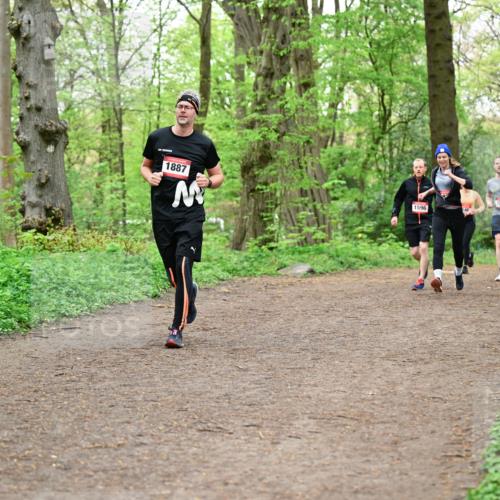 19.04.2026 - Hammer Lauf Dr. Thomas Lammeyer http://msf.ph/oto/9556988 19.04.2026 12:39:57 Laufen 1887, 1596, 1352, 670 meine-sportfotos.de