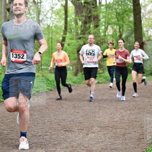 19.04.2026 - Hammer Lauf Dr. Thomas Lammeyer http://msf.ph/oto/9557018 19.04.2026 12:40:02 Laufen 1352, 310, 153, 1253 meine-sportfotos.de