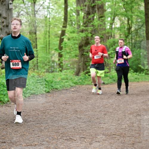 19.04.2026 - Hammer Lauf Dr. Thomas Lammeyer http://msf.ph/oto/9557388 19.04.2026 12:41:09 Laufen 680, 201, 202, 444 meine-sportfotos.de