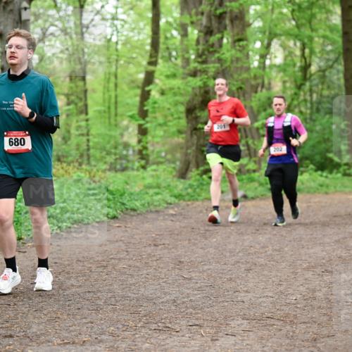 19.04.2026 - Hammer Lauf Dr. Thomas Lammeyer http://msf.ph/oto/9557389 19.04.2026 12:41:09 Laufen 680, 201, 202, 444 meine-sportfotos.de
