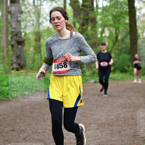 19.04.2026 - Hammer Lauf Dr. Thomas Lammeyer http://msf.ph/oto/9557744 19.04.2026 12:42:28 Laufen 1858 meine-sportfotos.de