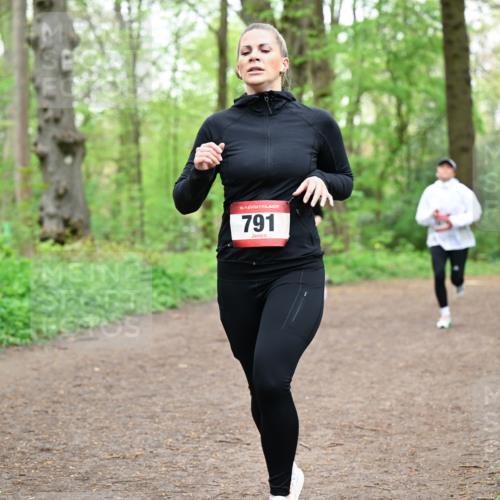 19.04.2026 - Hammer Lauf Dr. Thomas Lammeyer http://msf.ph/oto/9557766 19.04.2026 12:42:31 Laufen 791 meine-sportfotos.de
