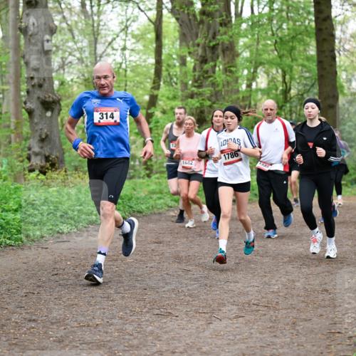 19.04.2026 - Hammer Lauf Dr. Thomas Lammeyer http://msf.ph/oto/9557875 19.04.2026 12:42:48 Laufen 314, 1682, 1786, 7535, 347 meine-sportfotos.de
