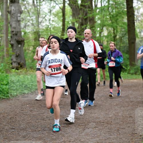 19.04.2026 - Hammer Lauf Dr. Thomas Lammeyer http://msf.ph/oto/9557883 19.04.2026 12:42:50 Laufen 1786, 1585, 1134, 347 meine-sportfotos.de