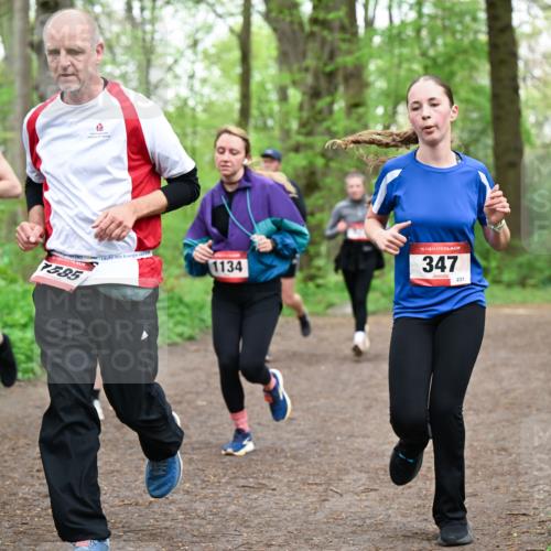 19.04.2026 - Hammer Lauf Dr. Thomas Lammeyer http://msf.ph/oto/9557892 19.04.2026 12:42:51 Laufen 7585, 1134, 347, 231 meine-sportfotos.de