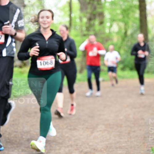 19.04.2026 - Hammer Lauf Dr. Thomas Lammeyer http://msf.ph/oto/9558115 19.04.2026 12:43:42 Laufen 1067, 1068 meine-sportfotos.de